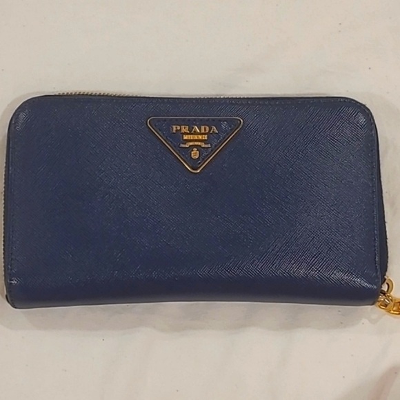 Prada Saffiano Long Zip Around Bluette Wallet EUC! - Picture 10 of 16